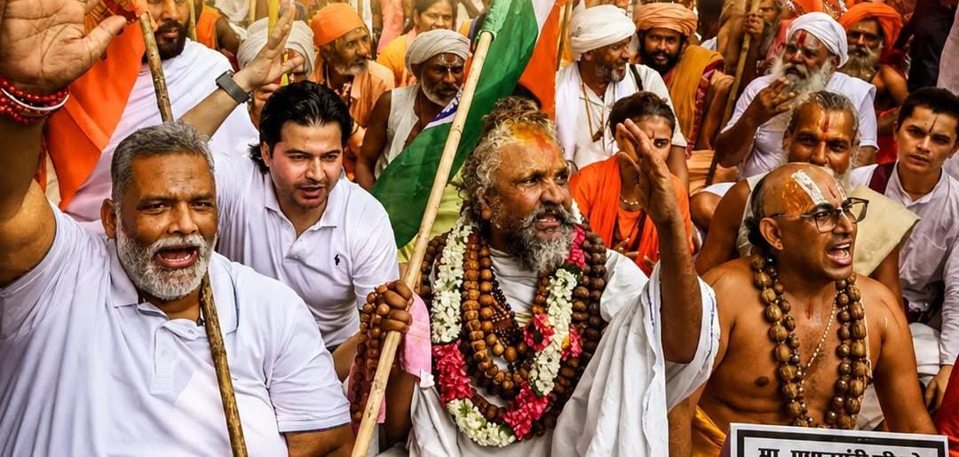 അയോധ്യ രാമക്ഷേത്ര സംഭാവന വിവാദം; നൂറിലധികം സന്ന്യാസിമാരുടെ ഡൽഹിയിൽ പ്രതിഷേധ മാർച്ച്
